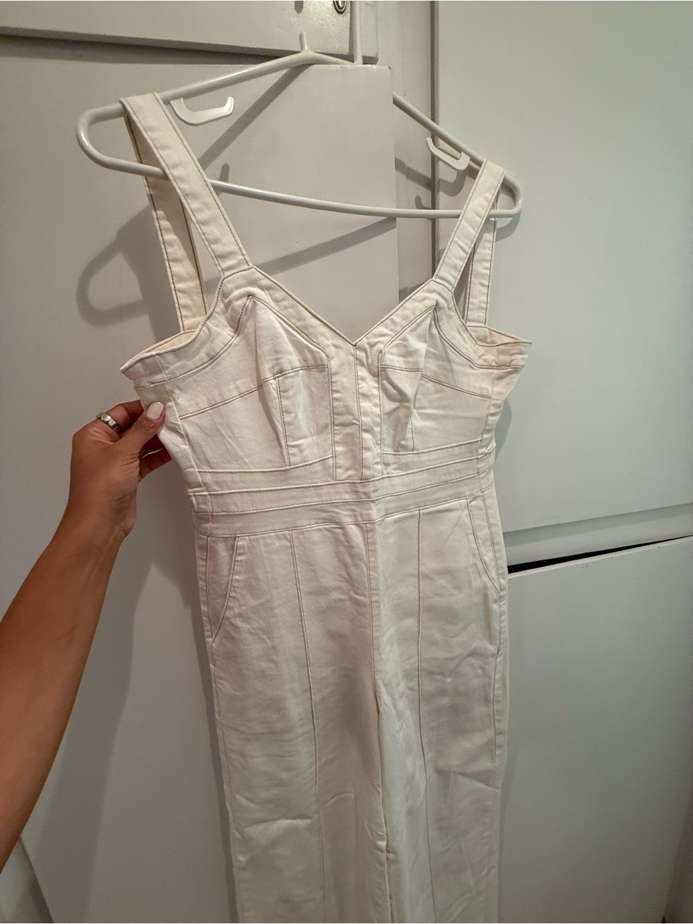 Women's Cream Sleeveless V-Neck Dress